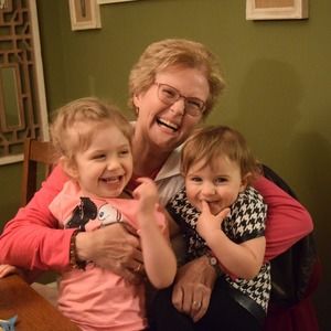 Meet your Posher, Lori